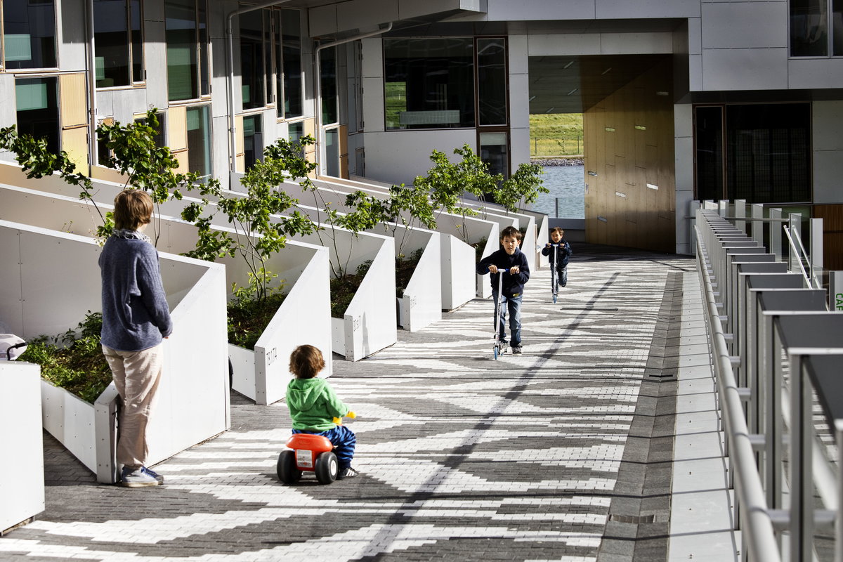 8 House image | Bjarke Ingels Group