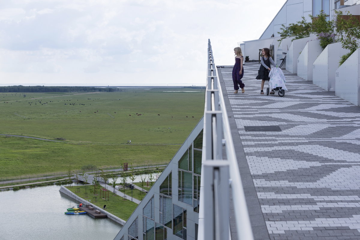 8 House image | Bjarke Ingels Group