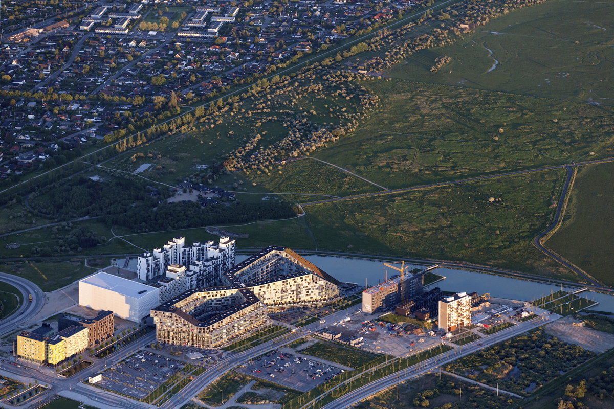 8 House image | Bjarke Ingels Group